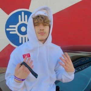 Meet your Posher, Brecken